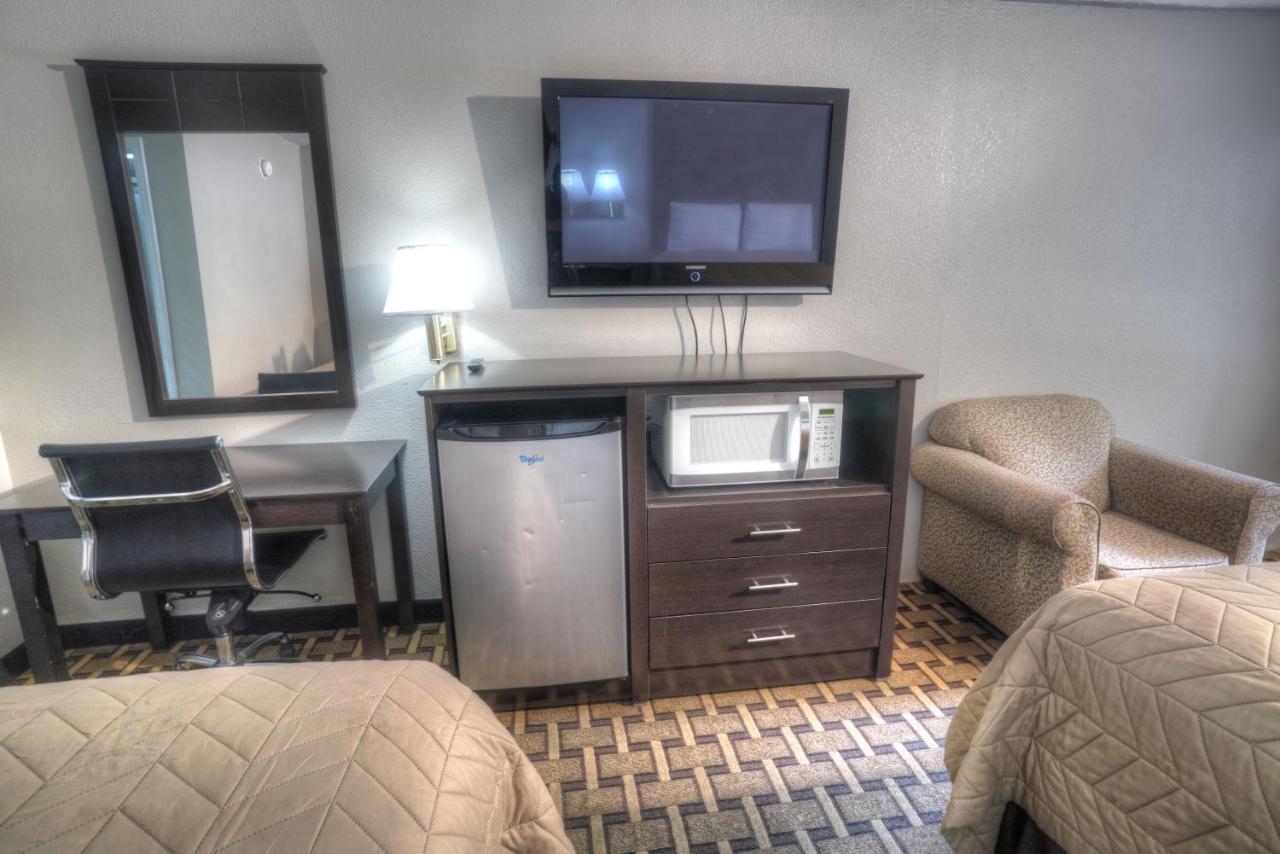Amerivu Inn&Suites - Helen Buitenkant foto