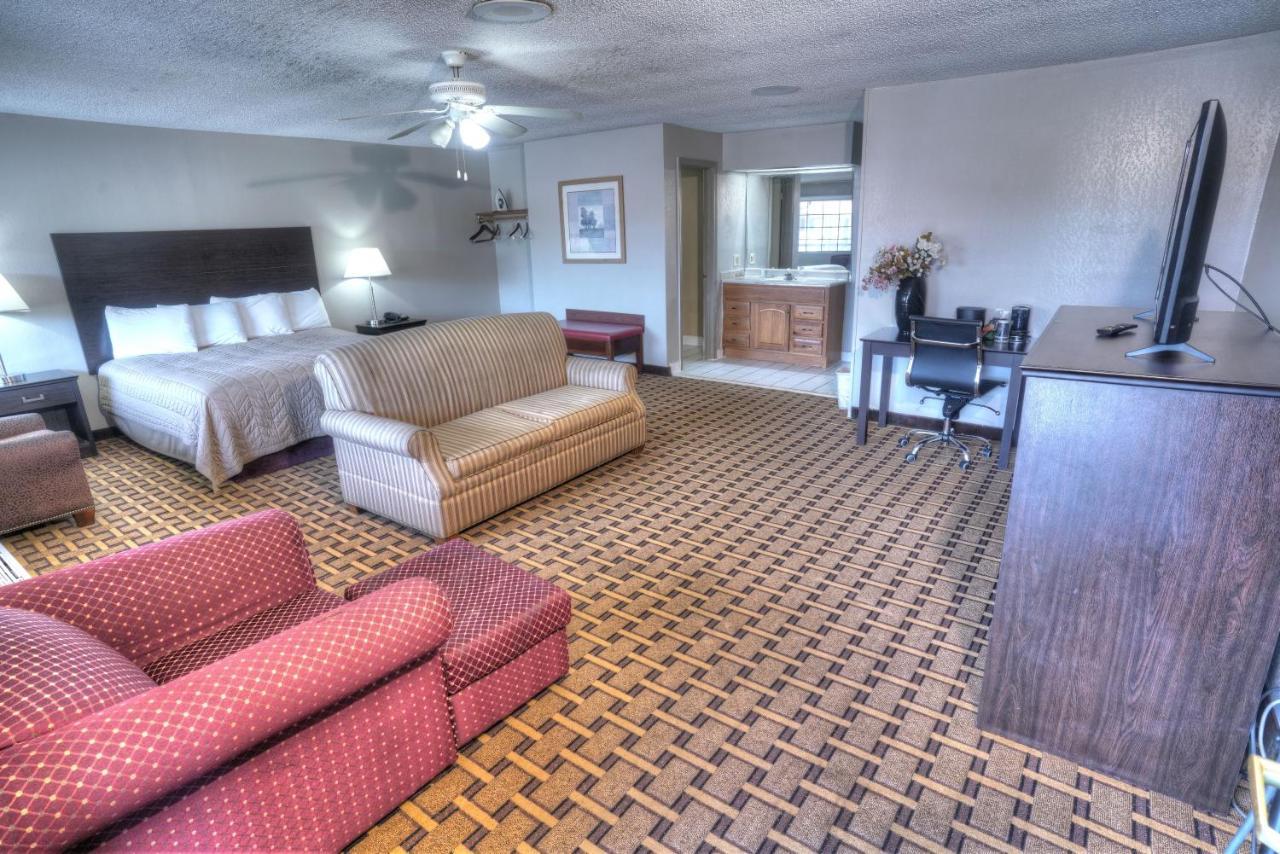 Amerivu Inn&Suites - Helen Buitenkant foto