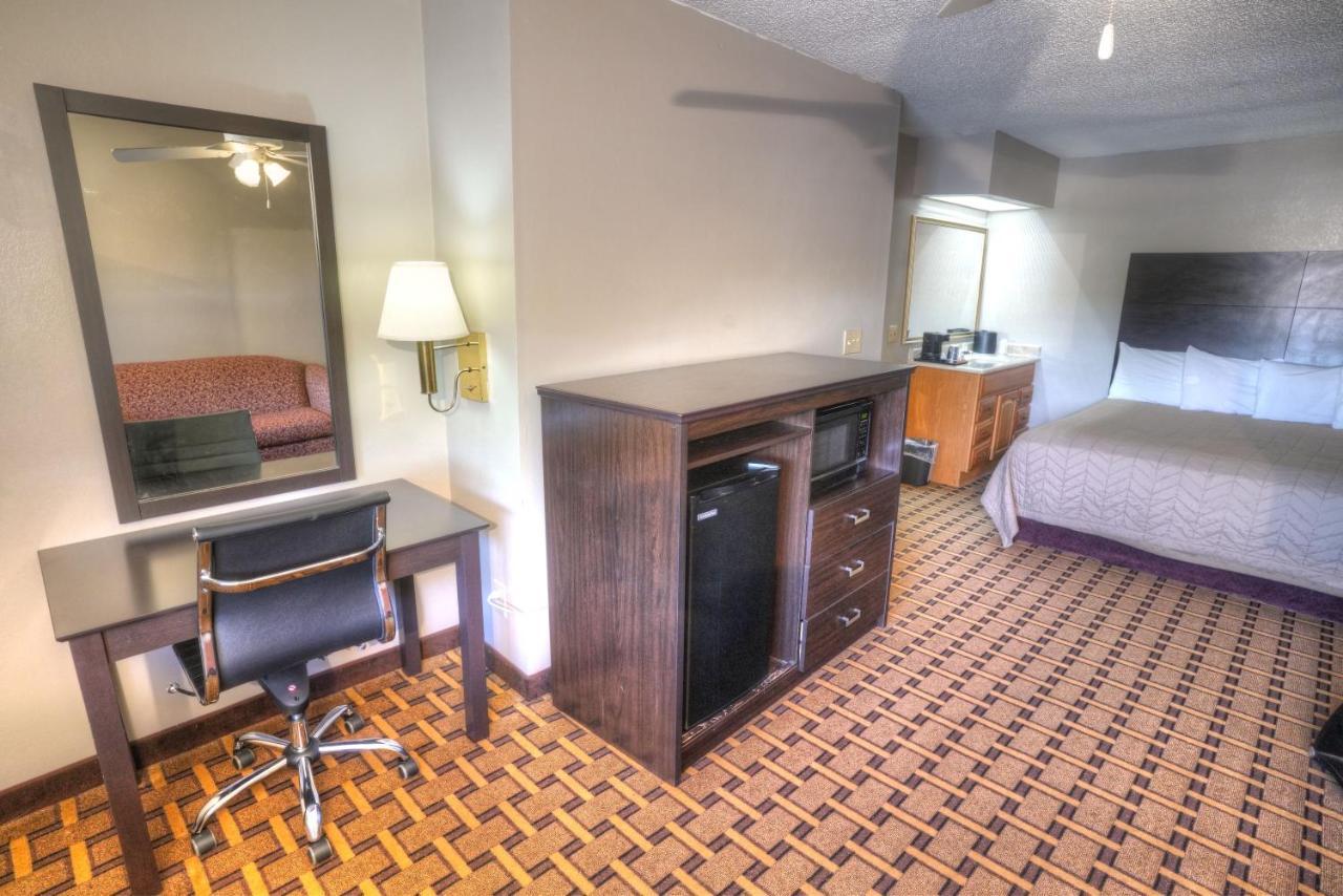 Amerivu Inn&Suites - Helen Buitenkant foto