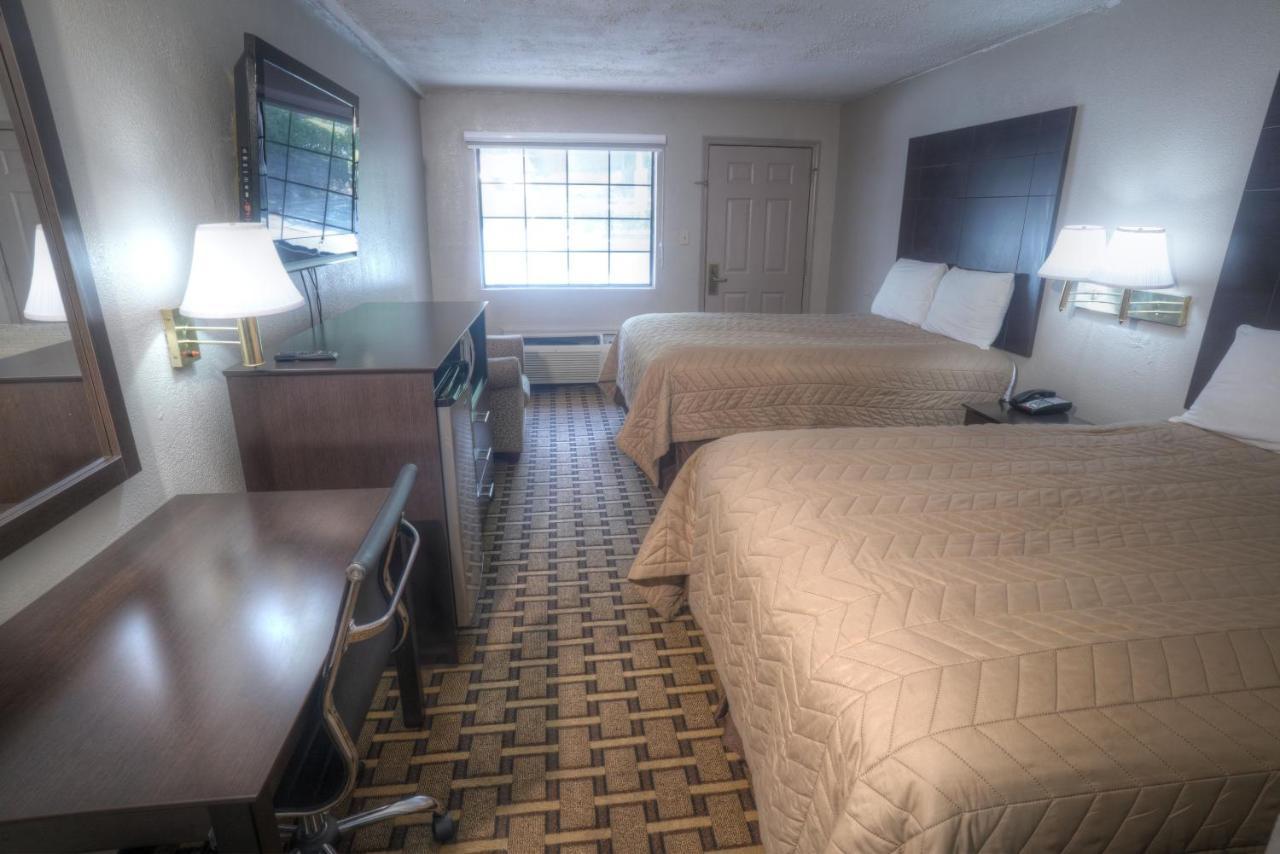 Amerivu Inn&Suites - Helen Buitenkant foto
